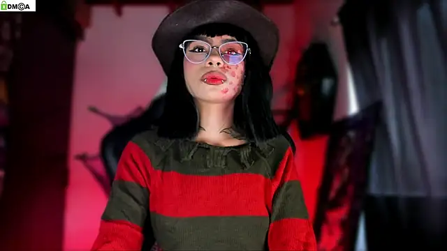 sofiafenty online show from October 3, 5:47 pm