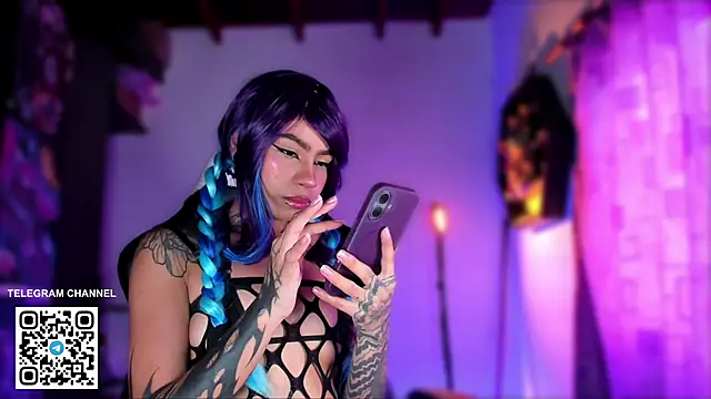 sofiafenty online show from April 15, 5:28 pm