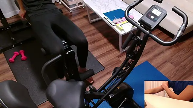 Stretch-man online show from March 3, 4:30 am