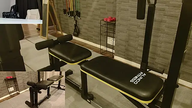 Snapshot of Stretch-man chatting on November 24, 12:27 pm Stretch-man online show from November 24, 12:27 pm