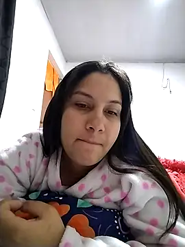 esmeralda jadees online show from March 22, 1:23 pm