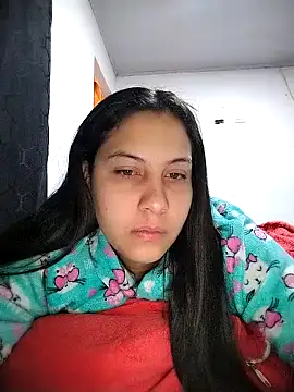 esmeralda jadees online show from February 13, 1:22 pm