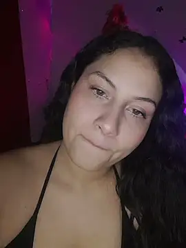 esmeralda jadees online show from March 12, 1:36 am