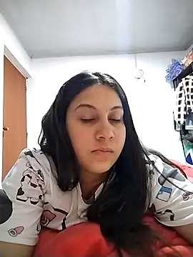 esmeralda jadees online show from March 6, 2:45 pm