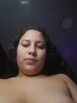 esmeralda jadees online show from March 23, 1:20 am