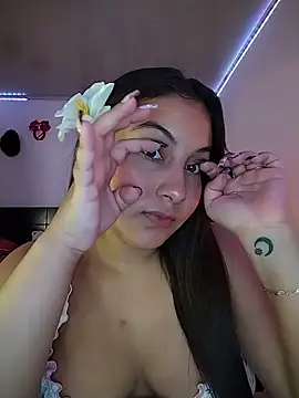 Snapshot of esmeralda_jadees chatting on June 11, 7:44 pm esmeralda jadees online show from June 11, 7:44 pm