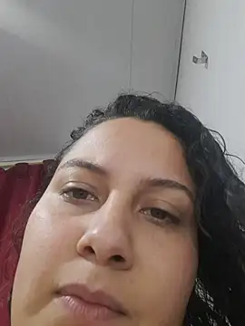 esmeralda jadees online show from March 8, 4:34 am