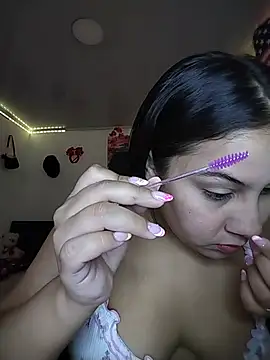 Snapshot of esmeralda_jadees chatting on July 22, 8:44 pm esmeralda jadees online show from July 22, 8:44 pm