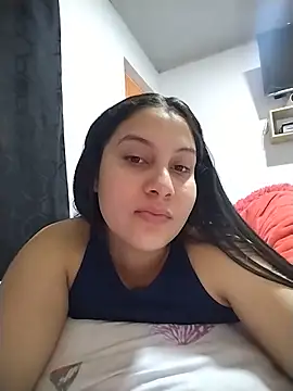 esmeralda jadees online show from May 24, 2:17 pm