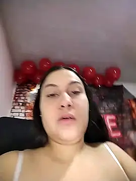 esmeralda jadees online show from February 21, 8:44 pm