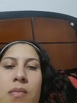 esmeralda jadees online show from March 10, 1:01 am