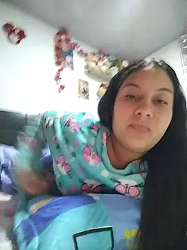 Snapshot of esmeralda_jadees chatting on July 19, 2:14 pm esmeralda jadees online show from July 19, 2:14 pm
