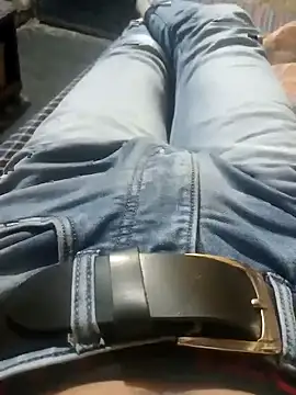 Snapshot of Villagecouple143 chatting on March 6, 4:07 pm Villagecouple143 online show from March 6, 4:07 pm