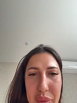 AleksandraRich online show from June 1, 1:06 am