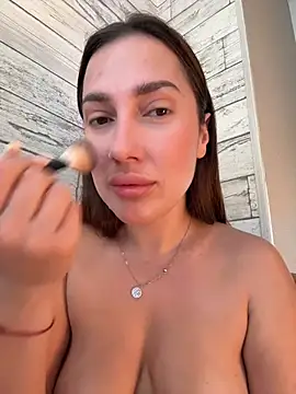 AleksandraRich online show from May 2, 1:22 am