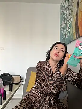 AleksandraRich online show from November 25, 1:17 am