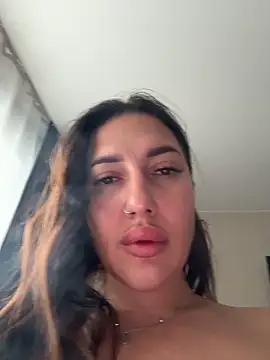 AleksandraRich online show from May 14, 1:13 am