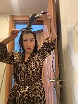 AleksandraRich online show from November 30, 1:17 am