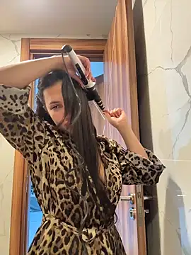 AleksandraRich online show from November 28, 1:17 am