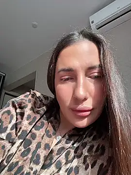 AleksandraRich online show from May 1, 1:10 am