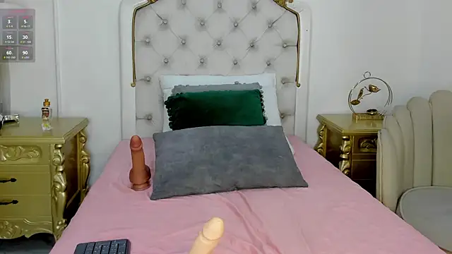 Snapshot of MadisonGomez16 chatting on September 13, 2:55 am MadisonGomez16 online show from September 13, 2:55 am