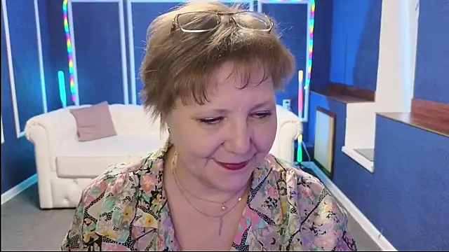 Snapshot of Kira_Kenet chatting on March 19, 4:36 am Kira Kenet online show from March 19, 4:36 am