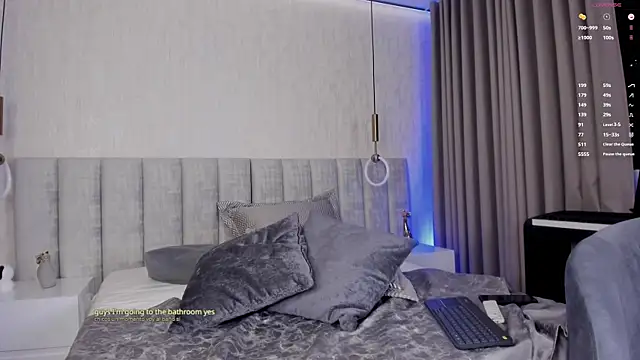 candyred88  online show from March 14, 6:53 am