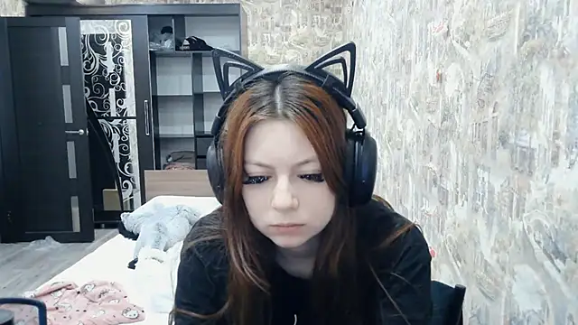 Snapshot of RendyDow chatting on February 26, 8:14 am RendyDow online show from February 26, 8:14 am