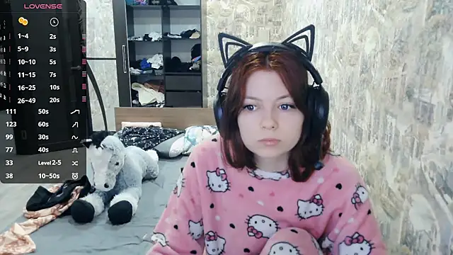 Snapshot of RendyDow chatting on December 19, 8:38 am RendyDow online show from December 19, 8:38 am