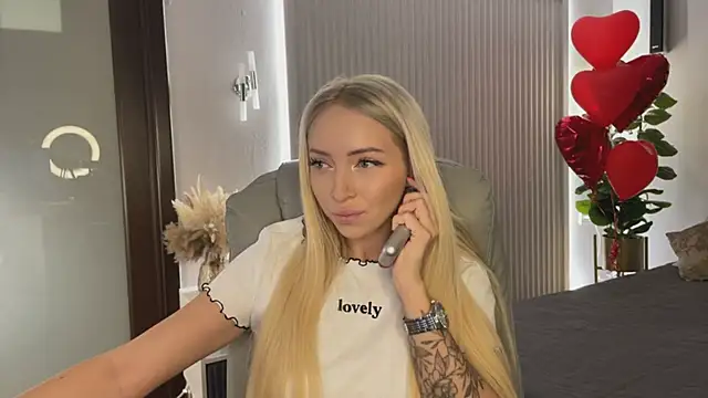 OhMyEmma online show from February 25, 12:55 am