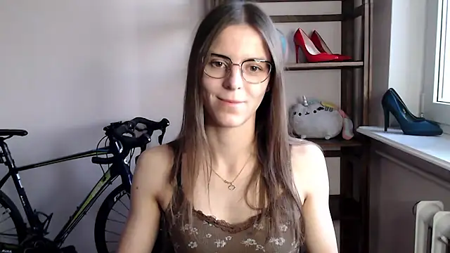 love megi online show from December 15, 2:34 pm