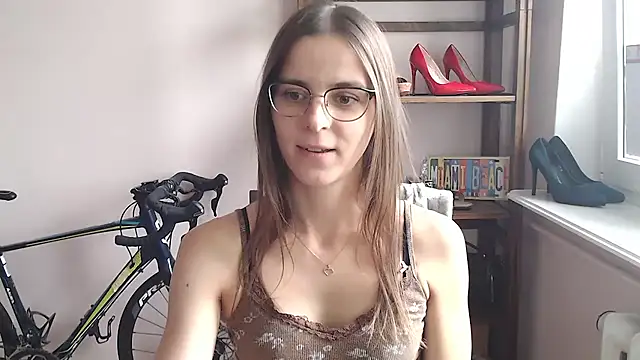 Snapshot of love_megi chatting on July 15, 1:29 pm love megi online show from July 15, 1:29 pm