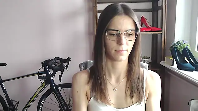 love megi online show from February 16, 2:27 pm