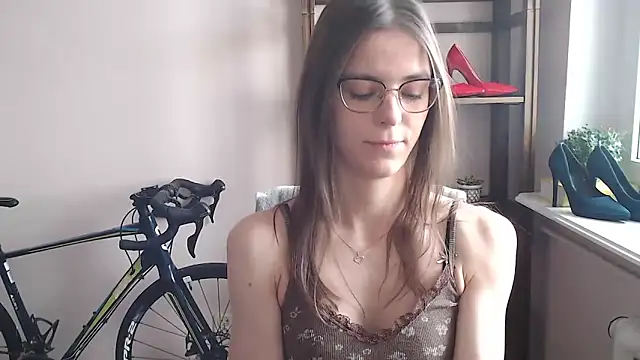 love megi online show from March 1, 7:41 am