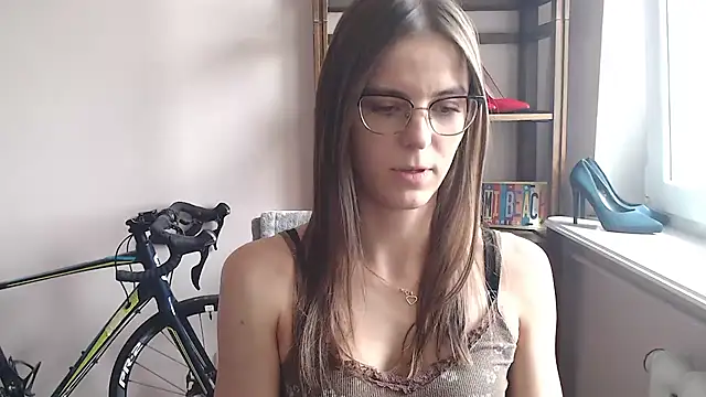 Snapshot of love_megi chatting on June 18, 1:38 pm love megi online show from June 18, 1:38 pm
