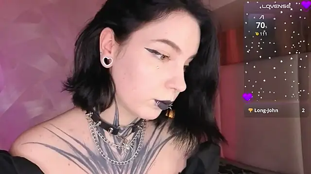Snapshot of yourvodka chatting on May 28, 1:46 am yourvodka online show from May 28, 1:46 am