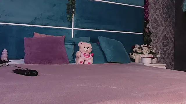 SunnyGlow online show from October 9, 4:46 am