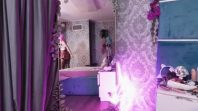 SunnyGlow online show from October 16, 4:21 am