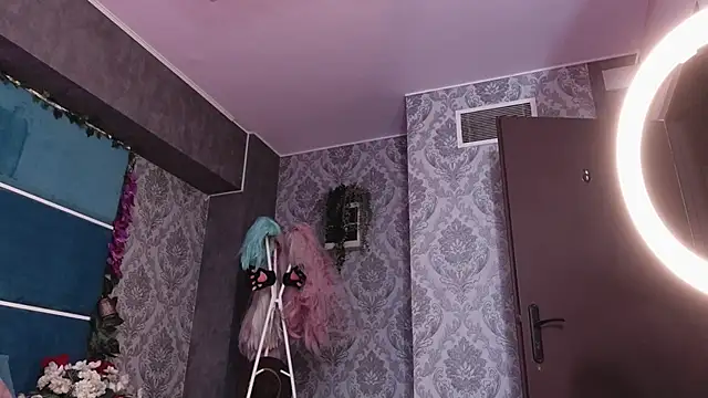 SunnyGlow online show from September 26, 4:41 am