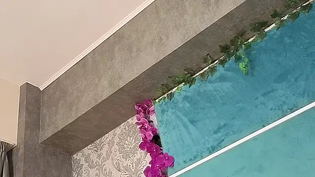 SunnyGlow online show from November 6, 5:22 am