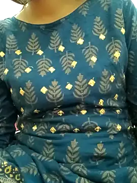 Snapshot of TeluguHarika20 chatting on March 18, 4:39 pm TeluguHarika20 online show from March 18, 4:39 pm