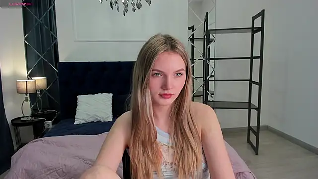 EvelineAmore online show from March 19, 9:09 am