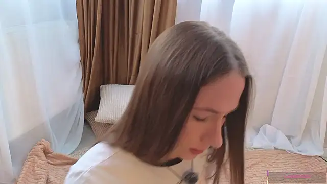 Kira mindnes online show from March 8, 5:44 am