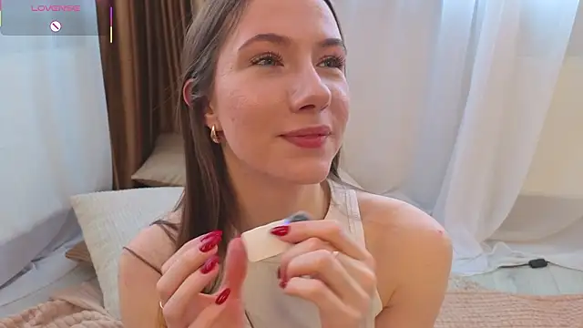 Kira mindnes online show from February 9, 6:11 am