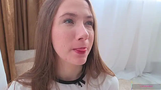 Kira mindnes online show from March 21, 5:52 am