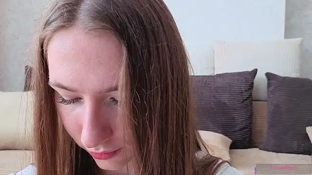 Kira mindnes online show from May 22, 6:22 am
