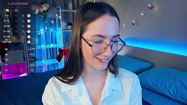 Kira mindnes online show from March 20, 11:02 pm