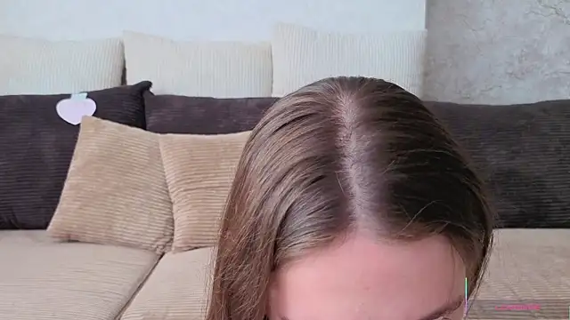 Kira mindnes online show from May 7, 6:17 am