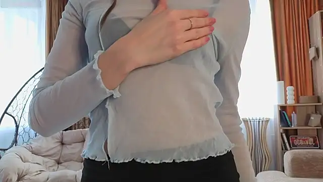 Kira mindnes online show from October 18, 5:20 am