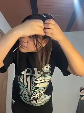 roldanmary online show from October 12, 4:14 am